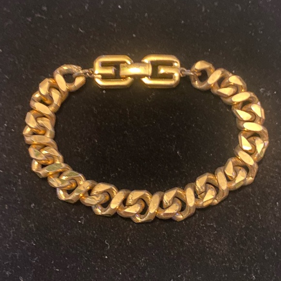 GIVENCHY Vintage 1980s Gold Chain Bracelet - Picture 3 of 9
